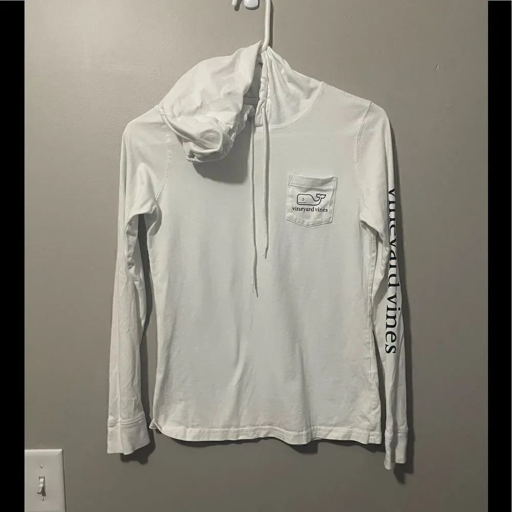 Vineyard Vines long sleeve hoodie